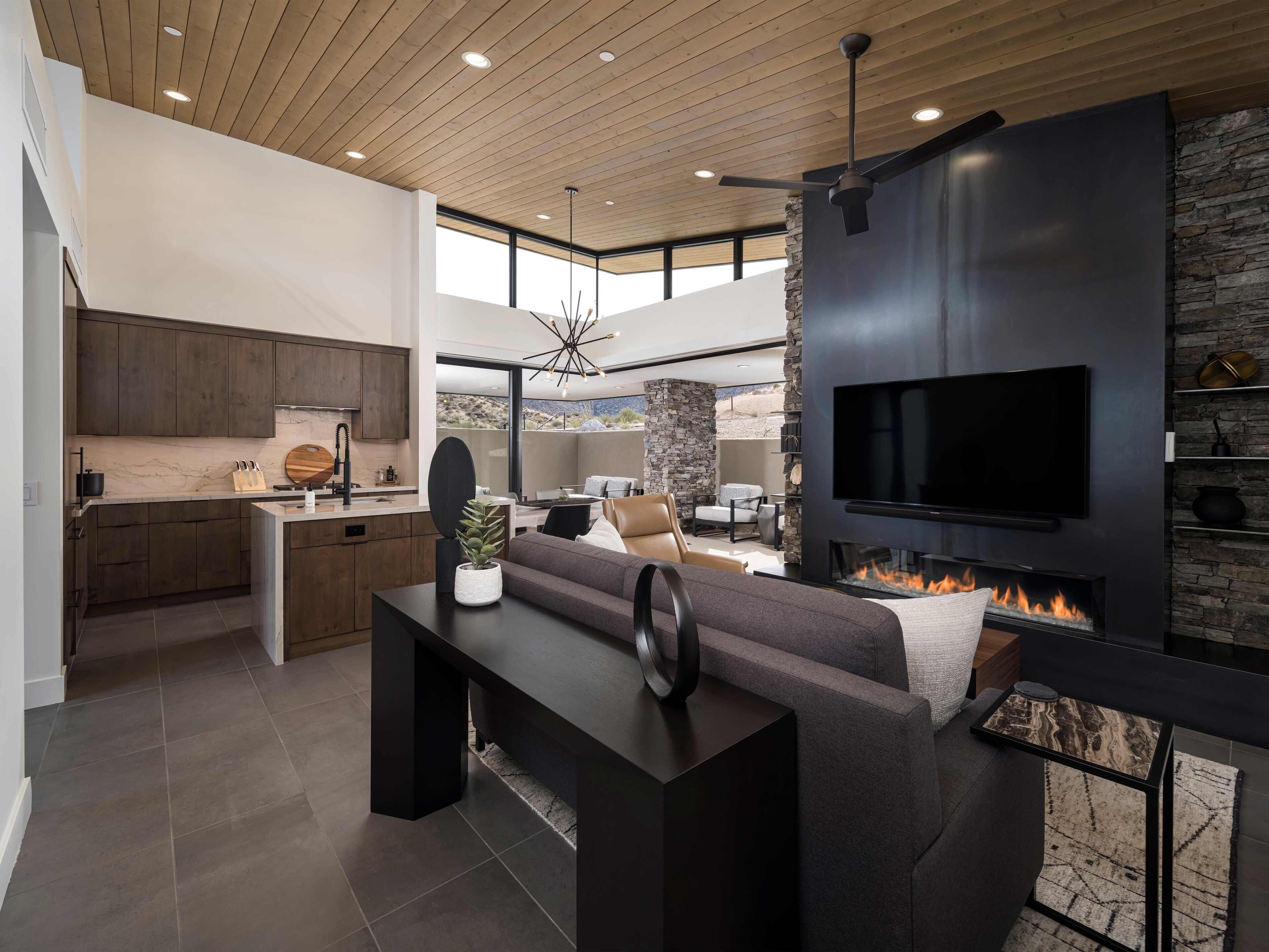 Superior-feriehus - terrasse - bjergudsigt | Pengeskab på værelset, skrivebord, mørklægningsgardiner