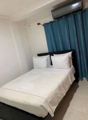 2 bedrooms, WiFi, bed sheets - Idamar Apto 02 (San Andrés)