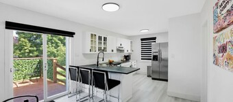 Hot Tub/Outdoor Sauna/Heated Pool/5 Min To Falls