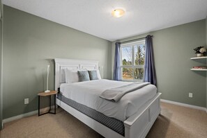 1 Schlafzimmer, Schreibtisch, Reisekinderbett, kostenloses WLAN