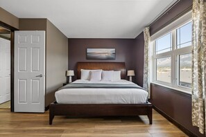 4 habitaciones, escritorio, wifi gratis y ropa de cama 