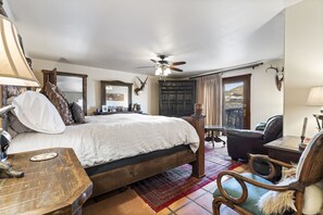 3 bedrooms, desk, iron/ironing board, travel crib - Cactus Rose - Enjoy wildlife and mountain views close to downtown Alpine (Alpine)