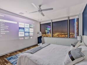 1 camera, una scrivania, Wi-Fi, lenzuola