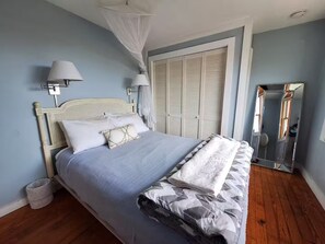 2 makuuhuonetta, vuodevaatteet