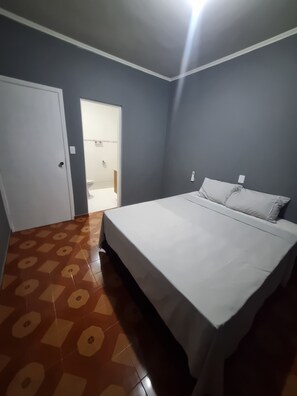 Ropa de cama hipoalergénica, sistema de insonorización y wifi gratis