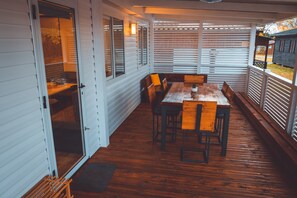Outdoor dining - Holiday cottage with 2 Thermal Riviera Tickets (Martjanci)