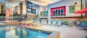 Modern Resort Inspired 2BR Apt w/ Pool/Gym/Hot Tub