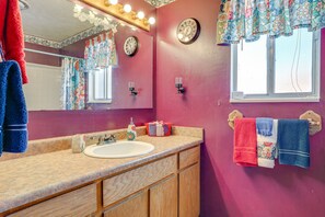 Hair dryer, towels