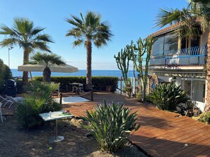 Front of property - VILLA RITA SEA FROT VIEW (Sanremo)