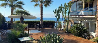 VILLA RITA SEA FROT VIEW