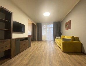 Leilighet, byutsikt | Oppholdsområde