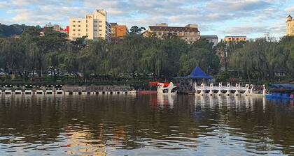 Modern Studio Flat with balcony in the heart of Baguio City