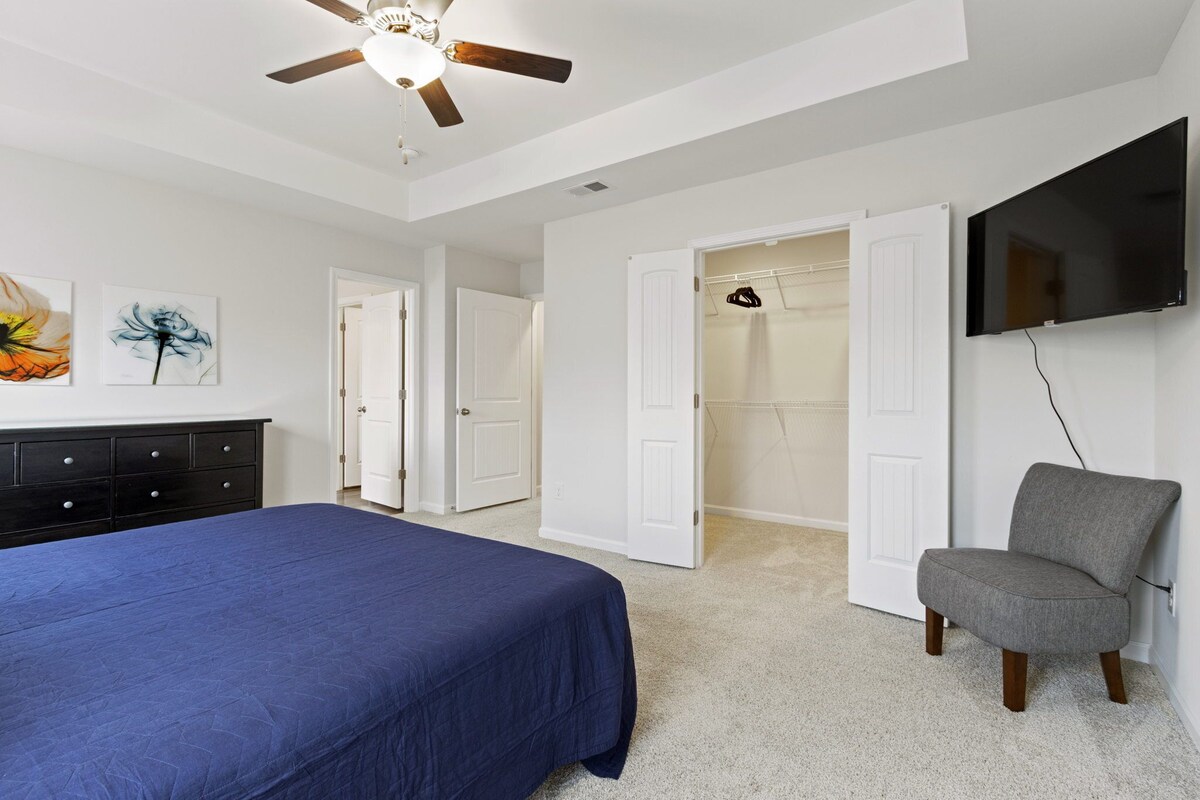 Photo 16 of Park Place Townes: Pet-Friendly Monthly Rental