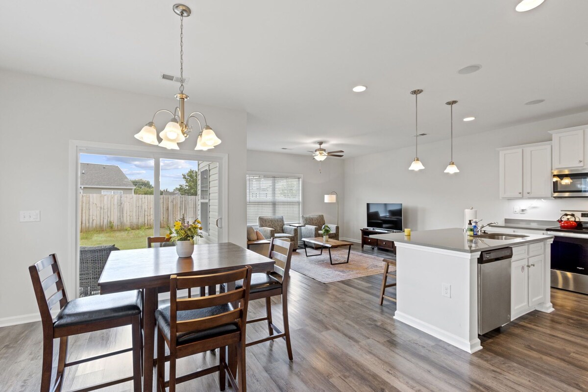 Photo 7 of Park Place Townes: Pet-Friendly Monthly Rental