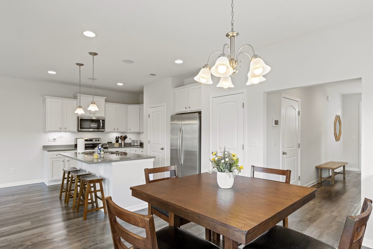 Photo 9 of Park Place Townes: Pet-Friendly Monthly Rental