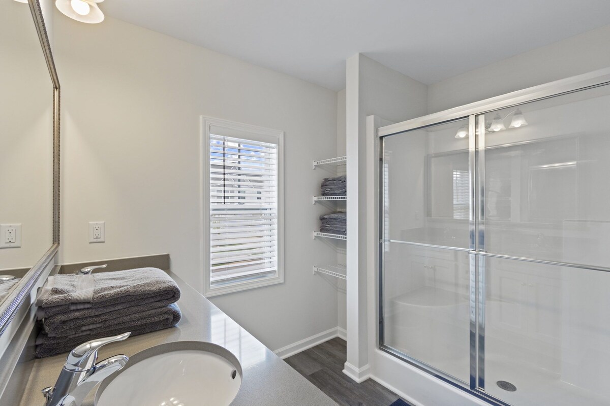 Photo 18 of Park Place Townes: Pet-Friendly Monthly Rental