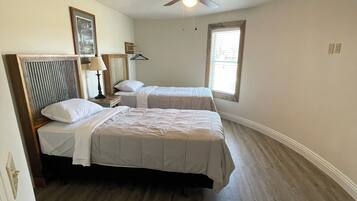 2 Schlafzimmer, Bügeleisen/Bügelbrett, WLAN, Bettwäsche