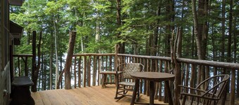 Quaint cottage on peaceful NH lake! Enjoy swimming, kayaking, and trails.