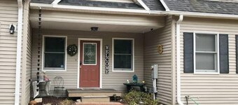 Private & Serene Suite Near Gore-Peaks-Lakes -WOL