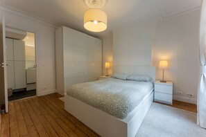 2 habitaciones, tabla de planchar con plancha y wifi gratis 