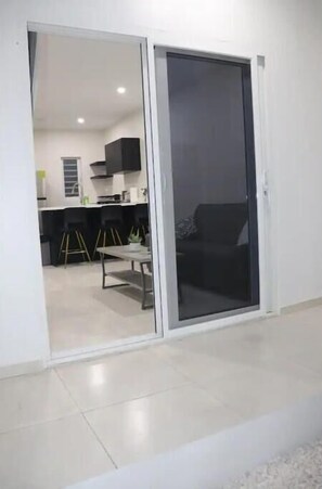 Interior - Central Located 2 BR Near Mambo Bch - 10 min Walk2 (Willemstad)