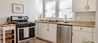 Entire Home with Modern Conveniences - New Castle