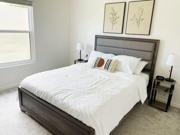 2 bedrooms, iron/ironing board, WiFi, bed sheets