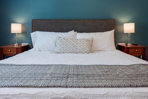 3 chambres, fer et planche à repasser, Wi-Fi, draps fournis