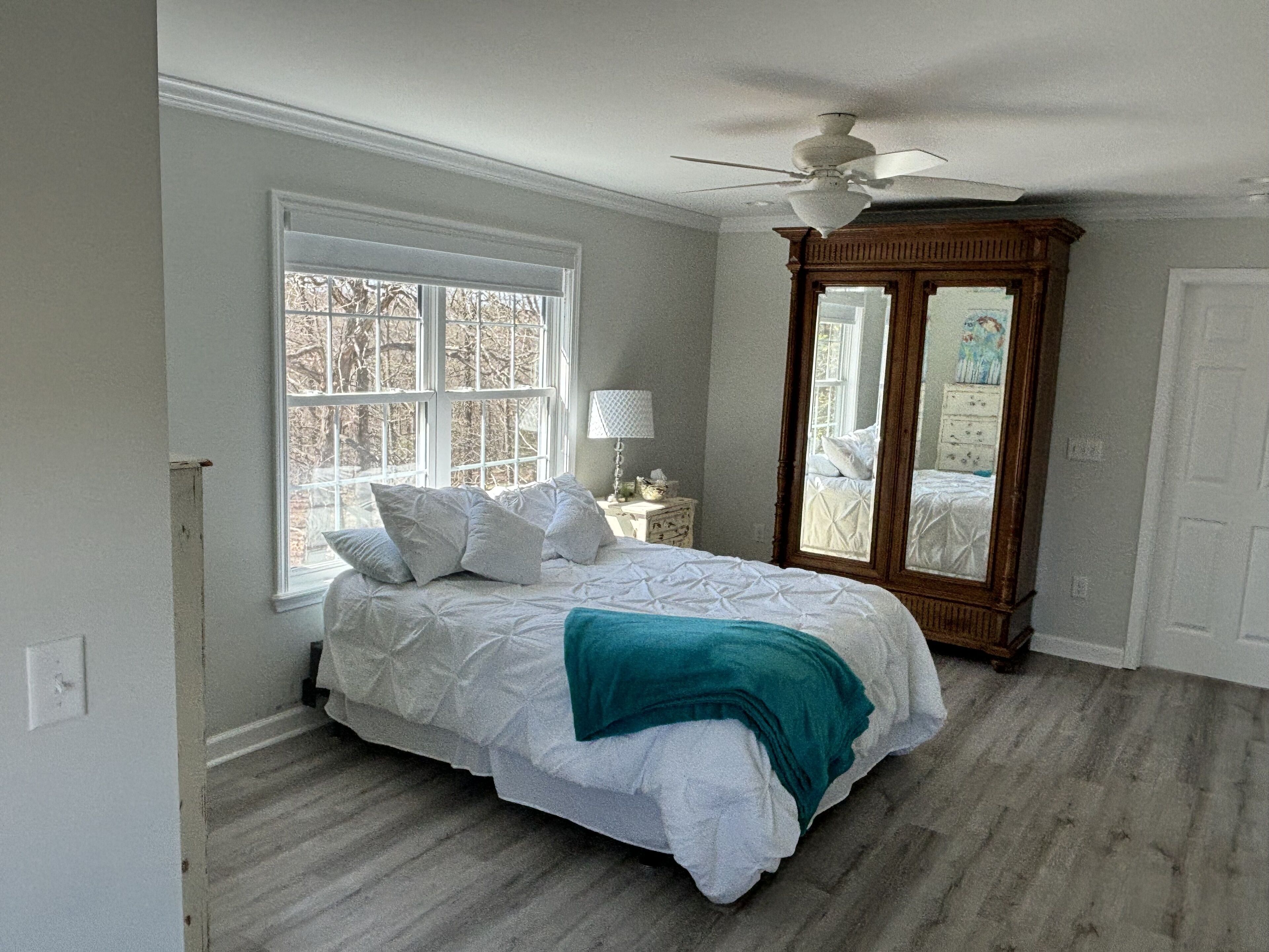 2 chambres, fer et planche à repasser, Wi-Fi gratuit, draps fournis