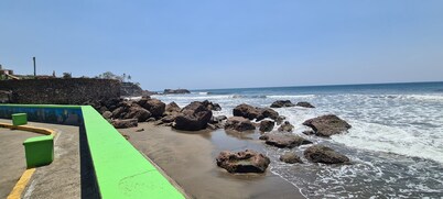 Fully Renovated Classic Beach Front Home