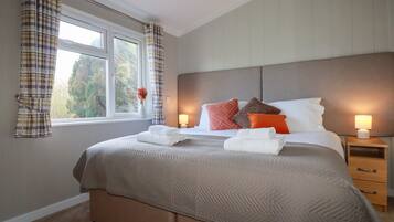 4 bedrooms, individually decorated, individually furnished, free WiFi