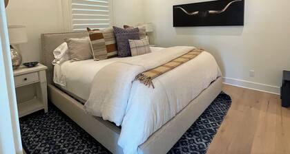 Ranch Retreat | Lodge + Casitas, Trails & View