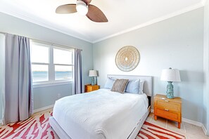 2 sovrum, strykjärn/strykbräda, internet och s ängkläder