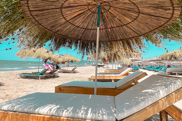 Private beach, beach massages, beach volleyball, 2 beach bars