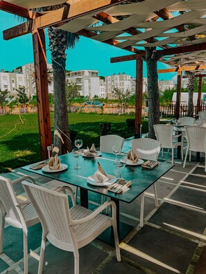Restaurant - Aromë Natyre by AlaraFarm (Ish ëm)