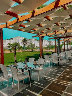 Engelsk frukost varje dag (EUR 20 per person)