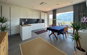 Dining - Chalet mit Karawankenblick (Köttmannsdorf)