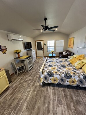 1 chambre, fer et planche à repasser, Wi-Fi, draps fournis