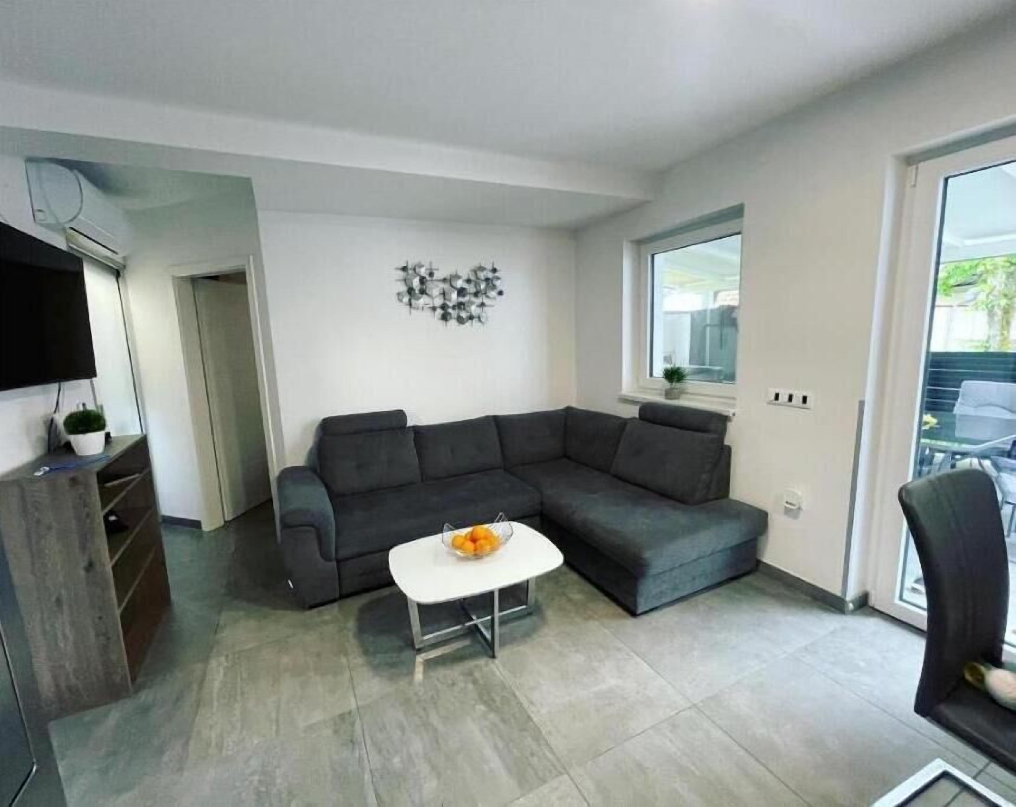 TV connectée, table de tennis de table