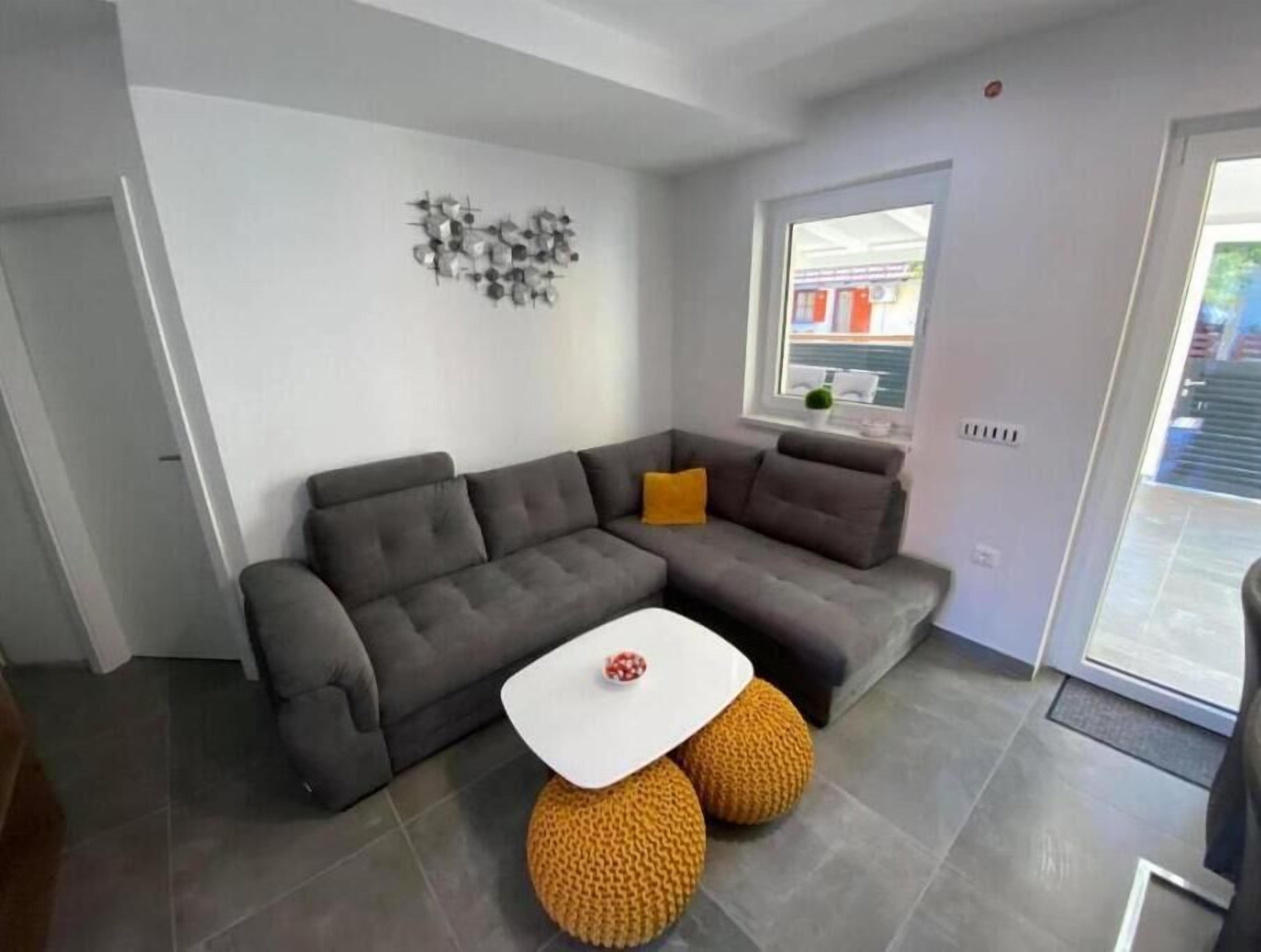 TV connectée, table de tennis de table