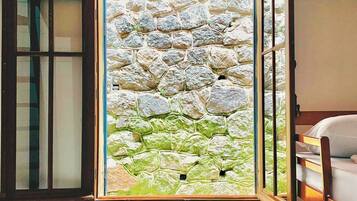 Standard Shared Dormitory, Women only