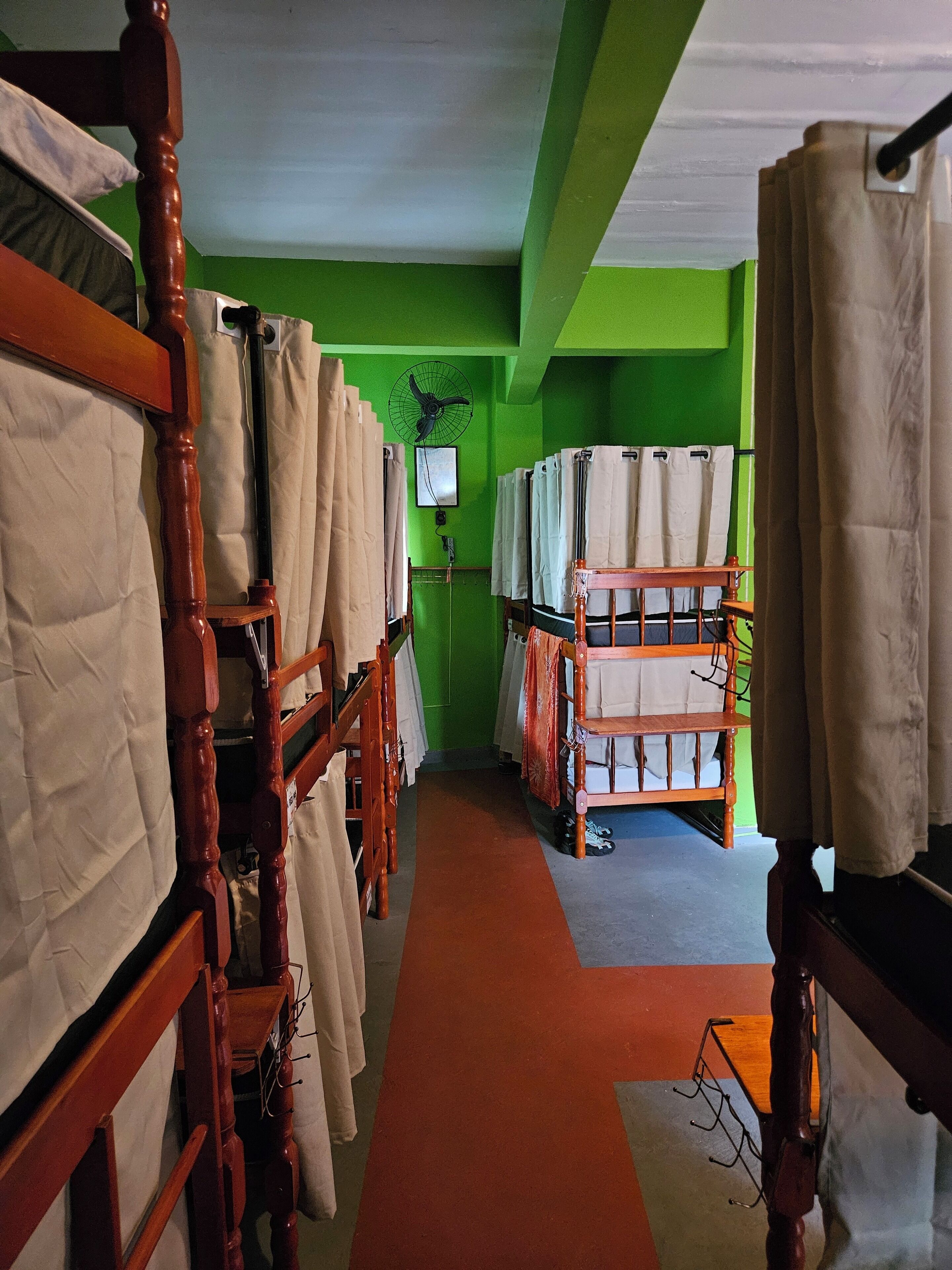 스탠다드 공용 도미토리, 남녀공용 도미토리 | 무료 WiFi