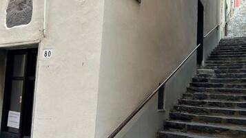 Apartment, 1 Bedroom, Smoking | Property entrance