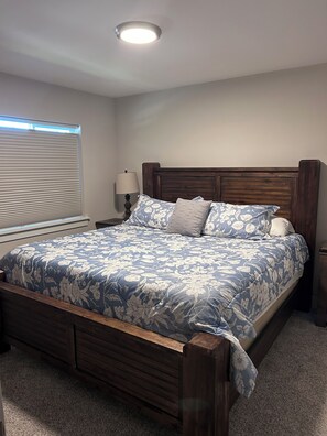 2 bedrooms, iron/ironing board, travel crib, free WiFi