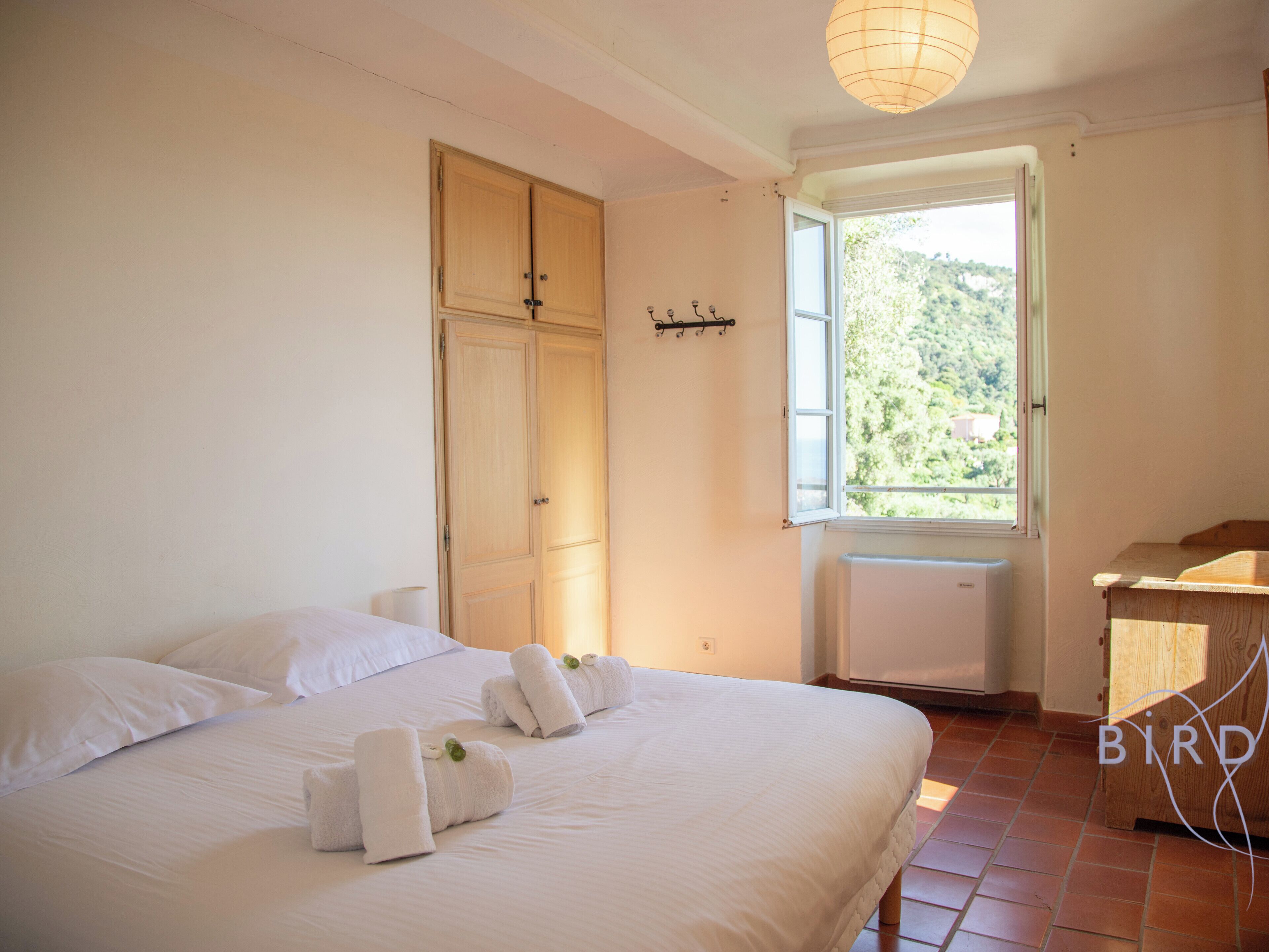 5 間睡房、書桌、熨斗/熨衫板、Wi-Fi