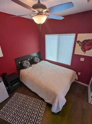 1 chambre, bureau, Wi-Fi gratuit, draps fournis