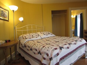 Classic Room, 1 Queen Bed, Sea View | 1 bedroom, free WiFi, bed sheets