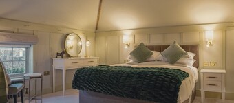 The Crown Inn at Burnham Beeches