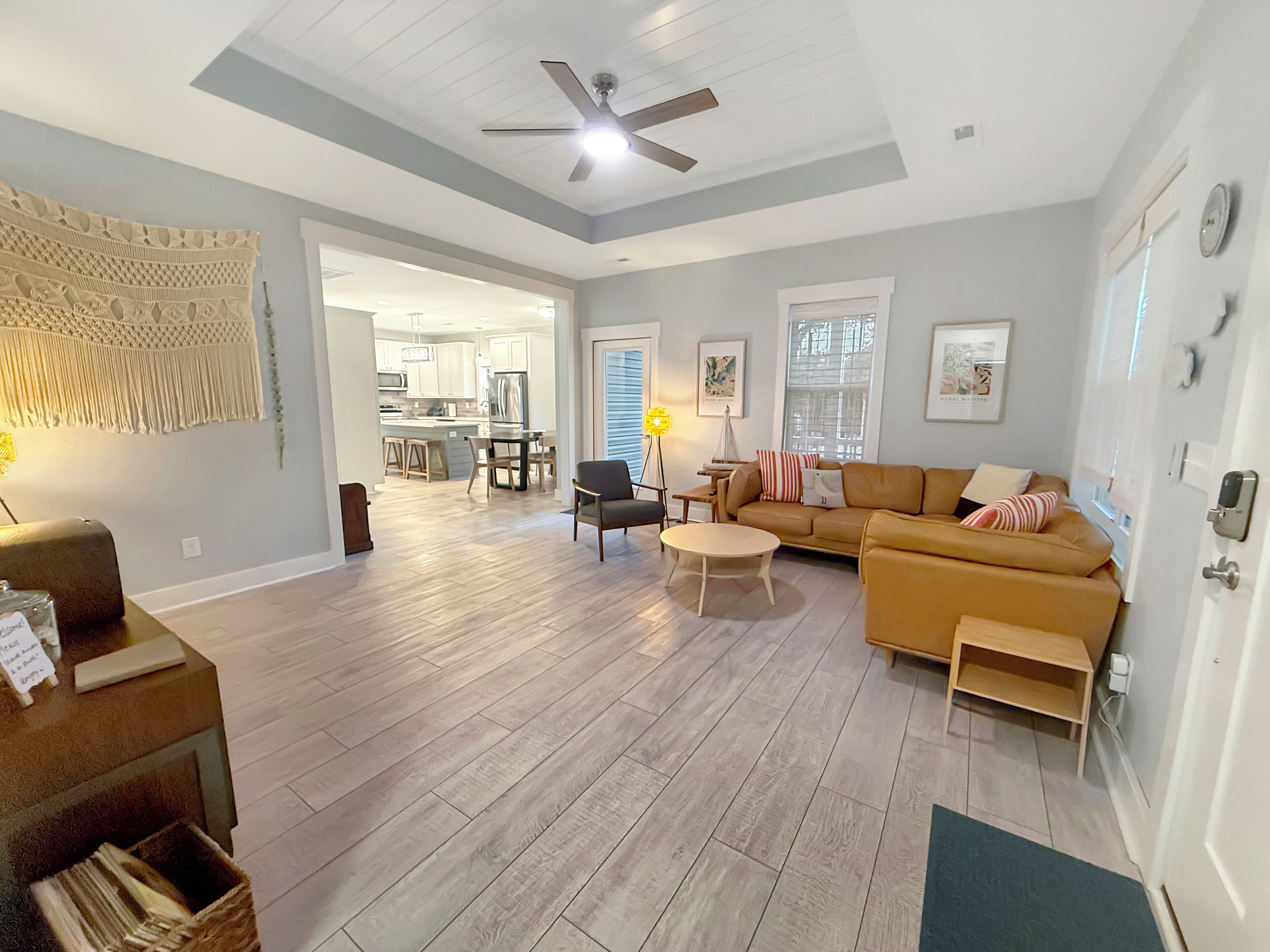 智能電視、書籍、音響