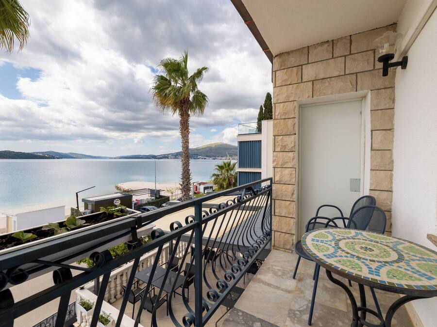 Comfort-Doppelzimmer, Meerblick | Terrasse/Patio